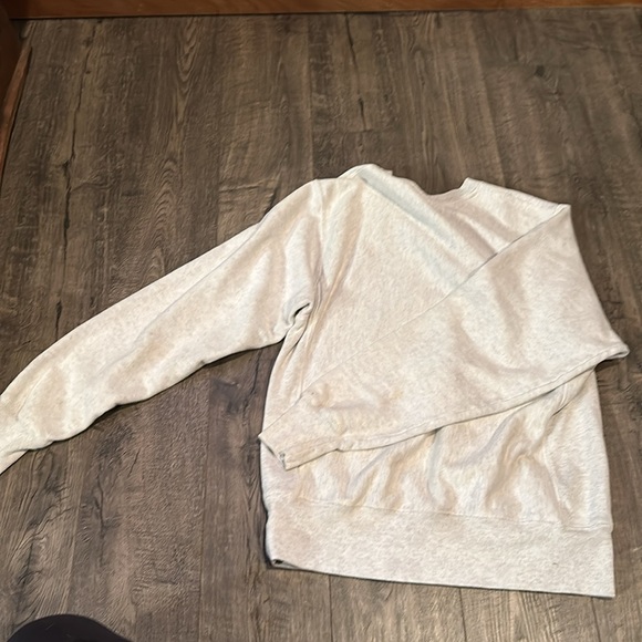 uwrf crewneck - Picture 2 of 2